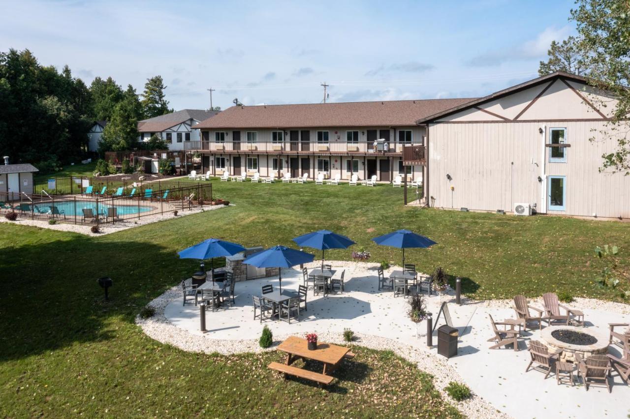 Inn Sister Bay Inn