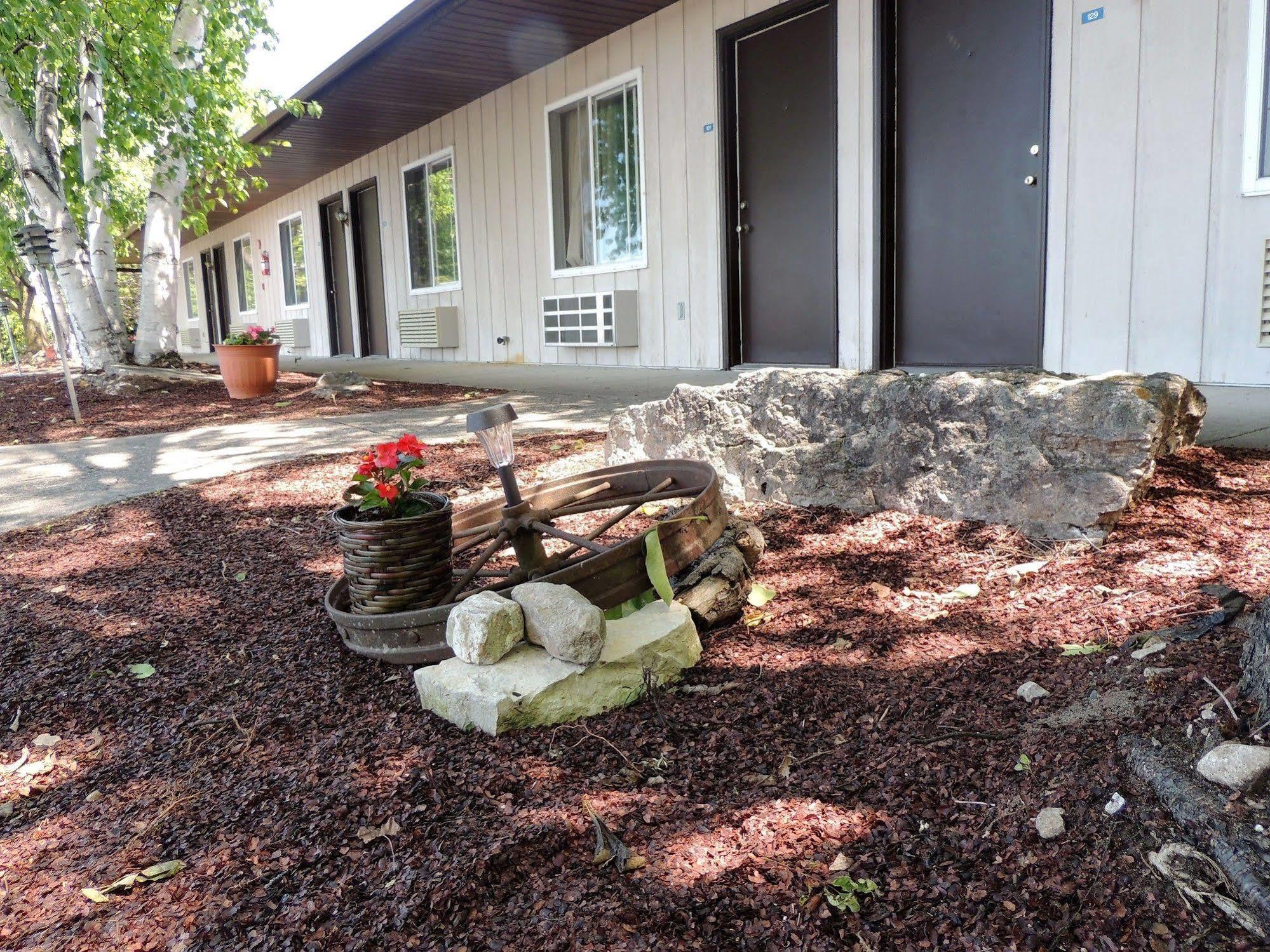 Inn Sister Bay Inn
